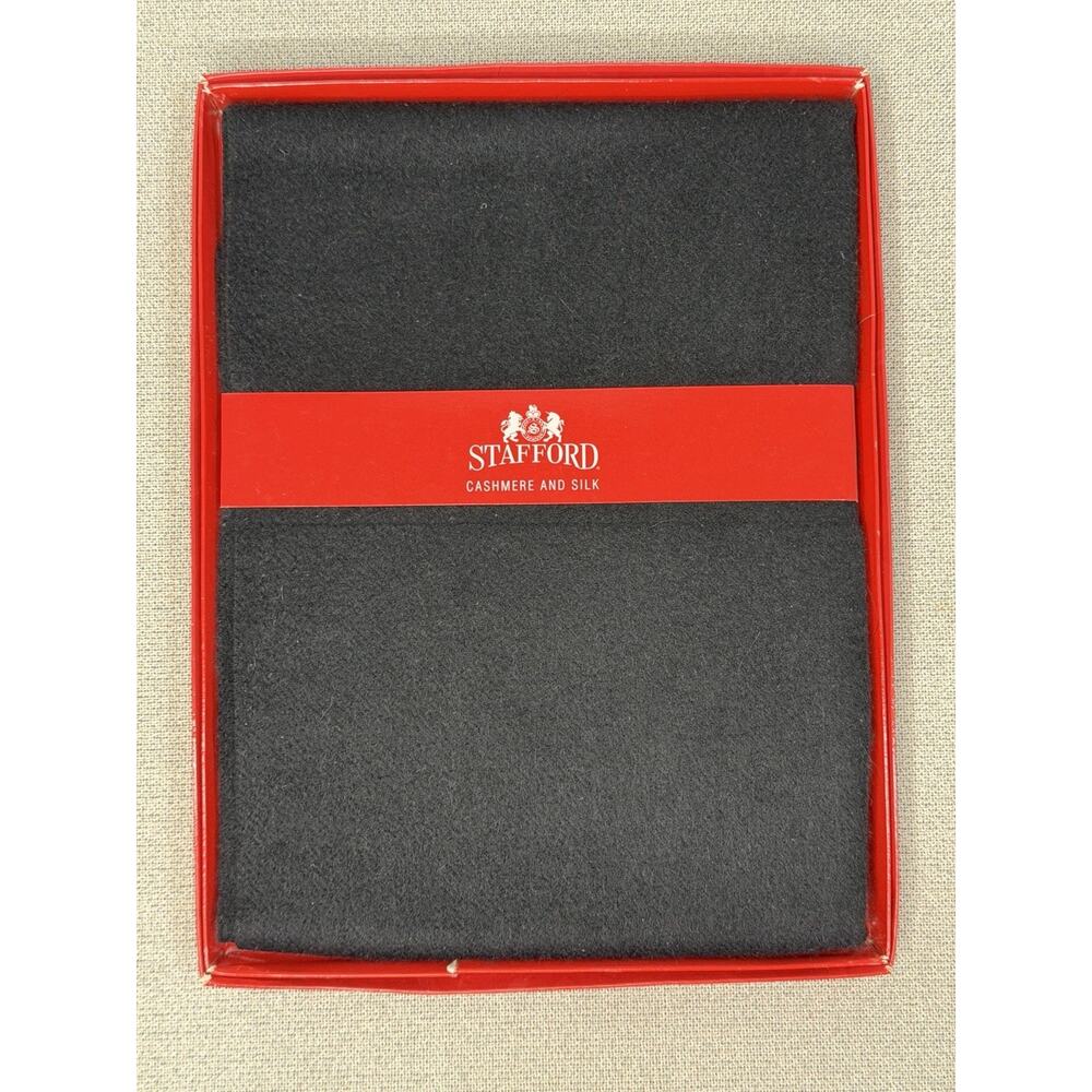 New Stafford Men's Cashmere & Silk Scarf Black/charcoal color in gift box